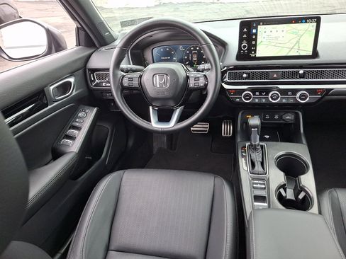 Used 2025 Honda Civic Sport Touring image 10