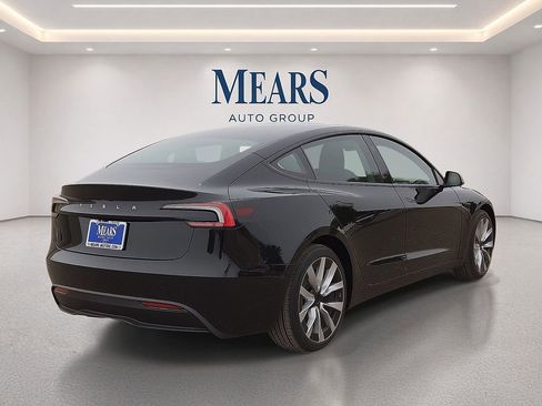 Used 2025 Tesla Model 3 Long Range RWD image 5