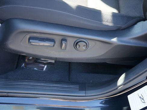 Used 2024 Honda CR-V EX image 16