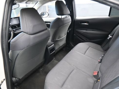 Used 2020 Toyota Corolla LE image 33