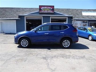 Used 2018 Nissan Rogue SV