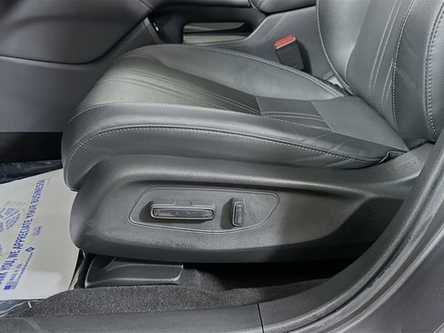 Used 2023 Honda HR-V EX-L image 18