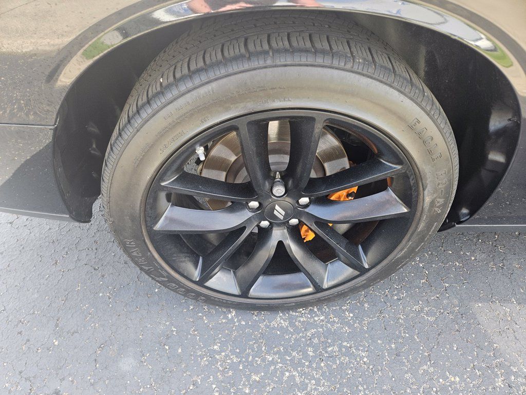 Used 2022 Dodge Challenger GT w/ Plus Package RWD image 11
