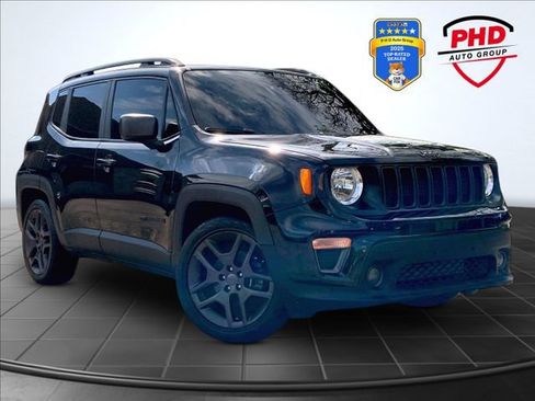 Used 2021 Jeep Renegade Latitude FWD image 1