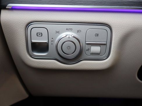 Used 2021 Mercedes-Benz GLS 450 GLS 450 image 16