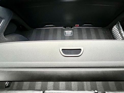 Certified 2022 Mercedes-Benz GLC 43 AMG 4MATIC image 42