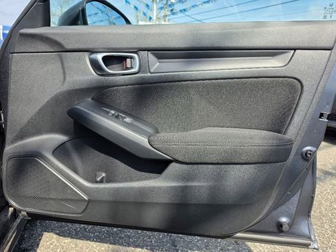 Used 2023 Honda Civic LX image 9