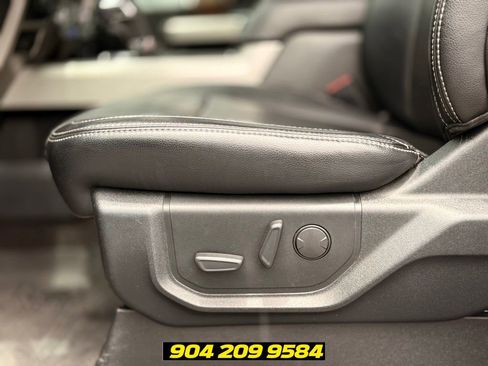 Used 2020 Ford F150 Lariat w/ Equipment Group 502A Luxury AWD/4WD image 13