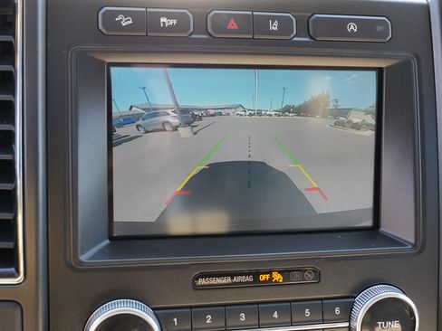 Used 2018 Ford Expedition Max Limited w/ Equipment Group 301A AWD/4WD image 28