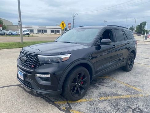 Used 2020 Ford Explorer ST w/ ST Street Pack AWD/4WD image 2
