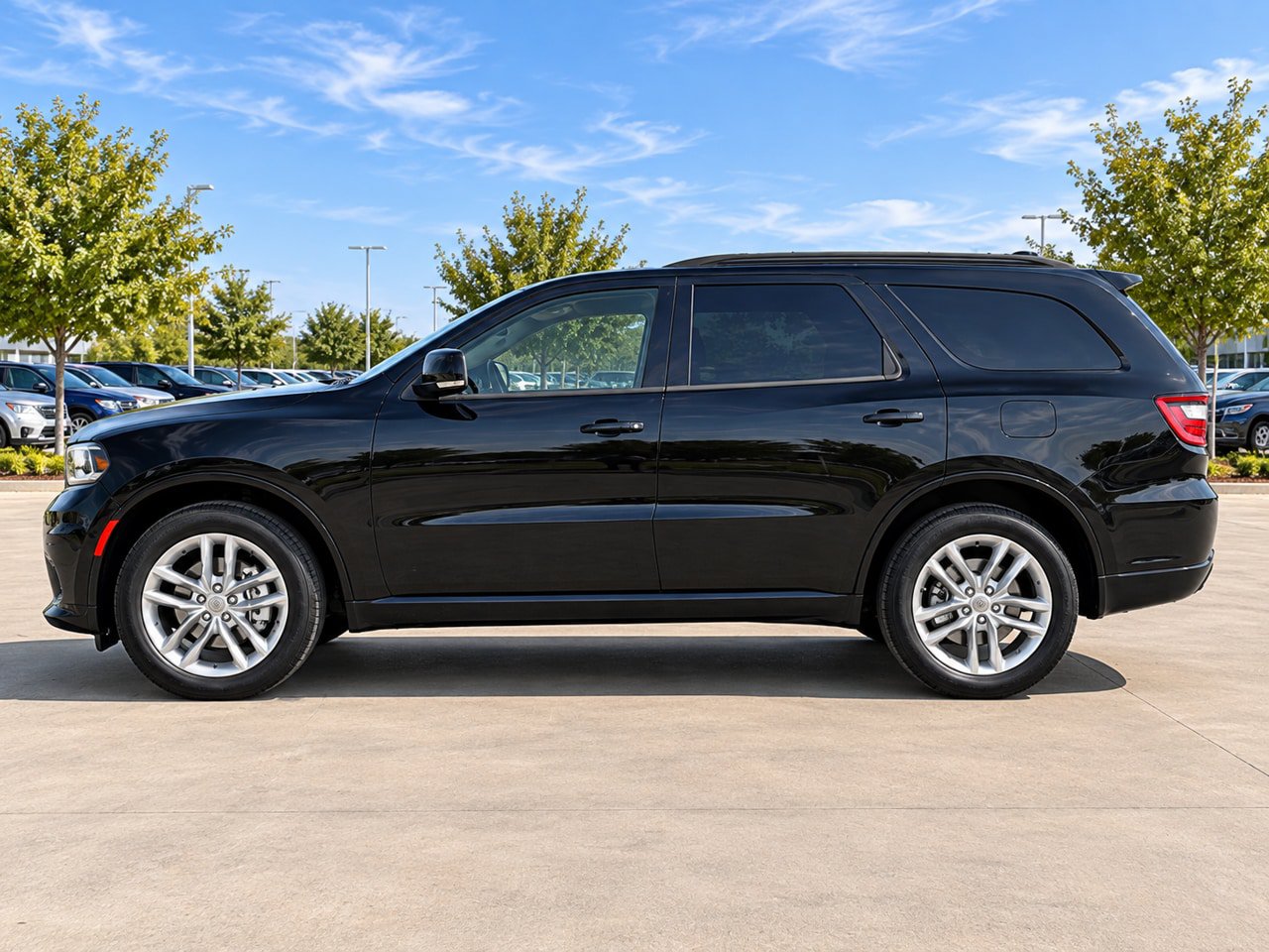Used 2023 Dodge Durango GT AWD/4WD image 9