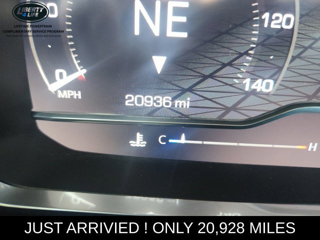 Used 2023 GMC Yukon SLT w/ SLT Premium Package AWD/4WD image 7