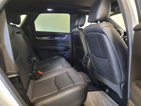 Used 2020 Cadillac XT5 Premium Luxury image 14