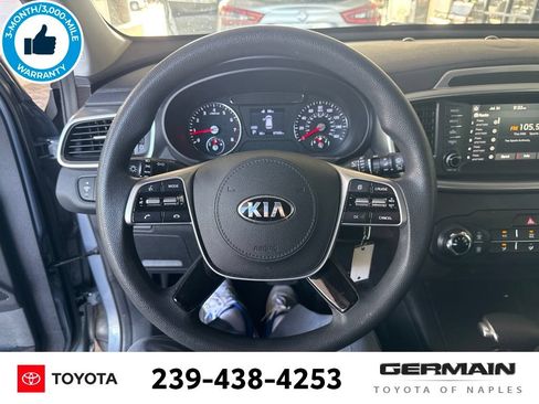 Used 2020 Kia Sorento LX FWD image 18