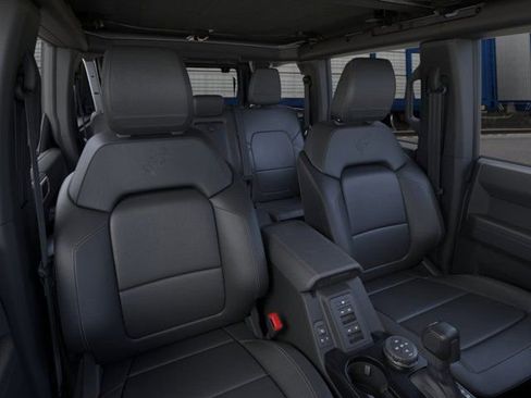 New 2026 Ford Bronco Badlands AWD/4WD image 10