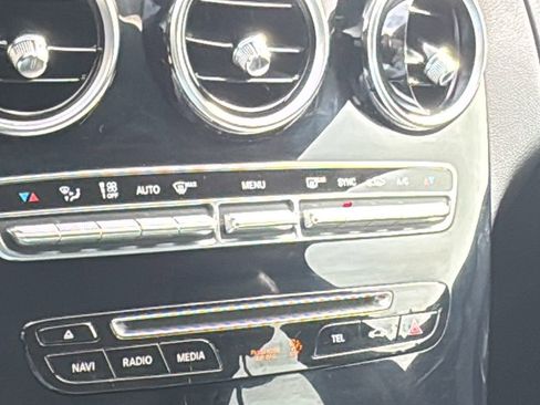 Used 2015 Mercedes-Benz C 300 4MATIC Sedan image 28