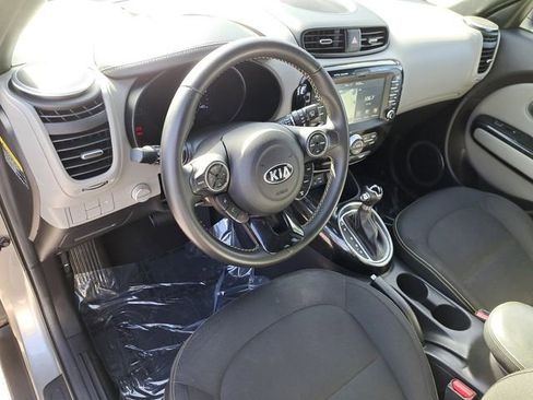 Used 2015 Kia Soul + w/ Audio Package image 16