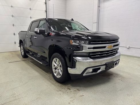 Used 2021 Chevrolet Silverado 1500 LTZ image 2
