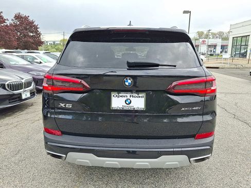 Used 2023 BMW X5 xDrive40i w/ Premium Package AWD/4WD image 5