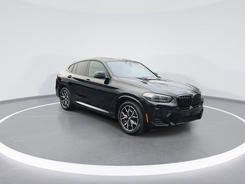 Certified 2023 BMW X4 M40i w/ Premium Package image 2