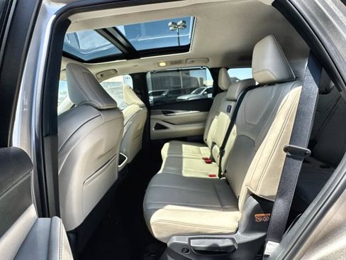 New 2025 INFINITI QX60 Luxe image 26