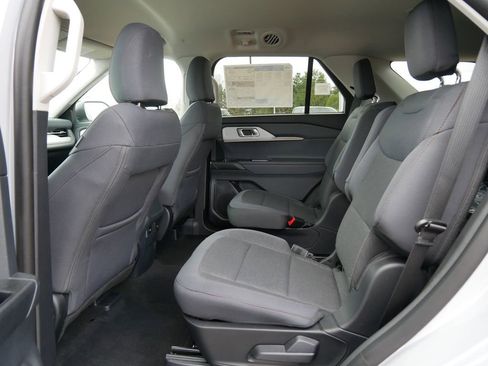 New 2026 Ford Explorer Active AWD/4WD image 11