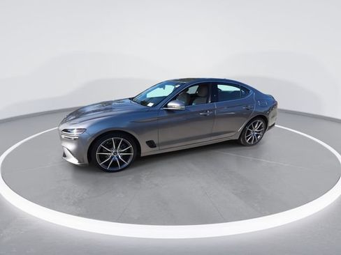 Used 2023 Genesis G70 2.0T RWD image 4