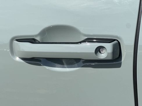 New 2026 Toyota Tundra Limited AWD/4WD image 24