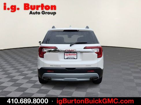 Used 2023 GMC Acadia SLT w/ Preferred Package AWD/4WD image 5