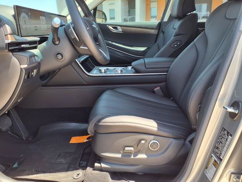 Certified 2026 Genesis GV80 2.5T Select AWD/4WD image 22