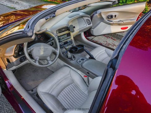 Used 2003 Chevrolet Corvette 50th Anniversary Edition w/ Preferred Equipment Group image 42