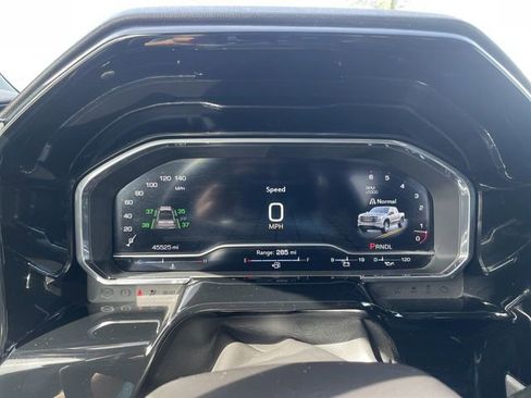 Used 2024 GMC Sierra 1500 Elevation RWD image 11