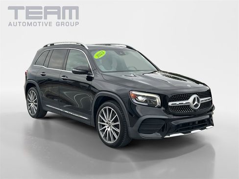 Used 2023 Mercedes-Benz GLB 250 image 1