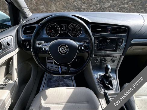 Used 2017 Volkswagen Golf Alltrack SE AWD/4WD image 5