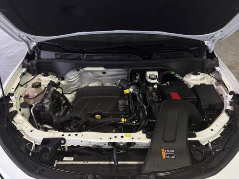 Used 2025 Buick Envista Sport Touring image 31