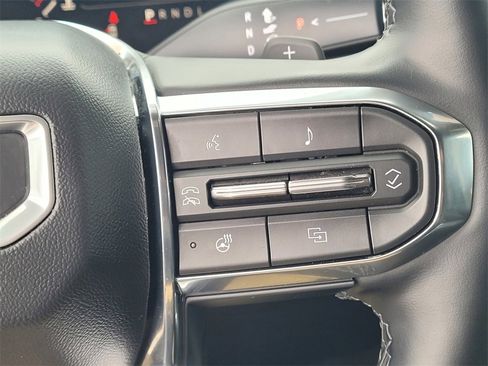 Used 2025 GMC Terrain Elevation image 15