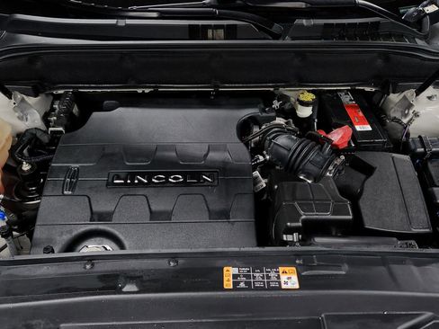 Used 2018 Lincoln MKX Reserve w/ Driver Assistance Package image 49