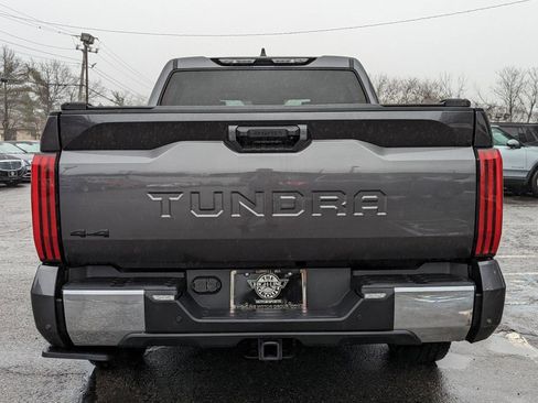 Used 2022 Toyota Tundra SR5 w/ TRD Off-Road Package image 9