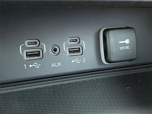 New 2025 Jeep Grand Cherokee Limited w/ Luxury Tech Group II image 24