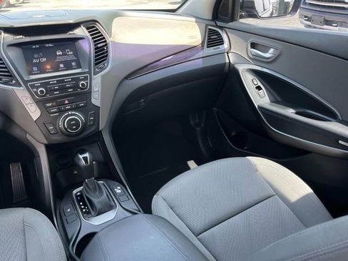 Used 2018 Hyundai Santa Fe Sport w/ 2.4L Value Package 02 FWD image 13