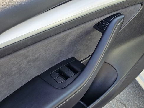 Used 2023 Tesla Model 3 Standard Range RWD image 21