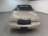 Used 1997 Lincoln Town Car Executive image 2