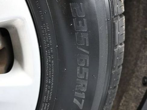 Used 2018 Chrysler Pacifica Touring-L Plus FWD image 55