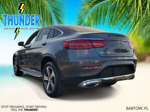 Used 2017 Mercedes-Benz GLC 300 4MATIC Coupe image 3