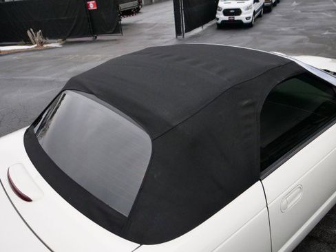 Used 2003 Ford Thunderbird image 49