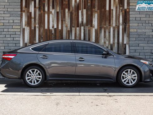 Used 2013 Toyota Avalon XLE Premium FWD image 8