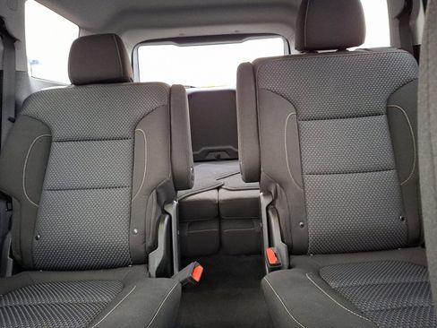 Certified 2023 GMC Acadia SLE w/ Driver Convenience Package image 19