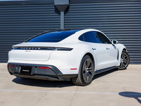 Certified 2021 Porsche Taycan image 7