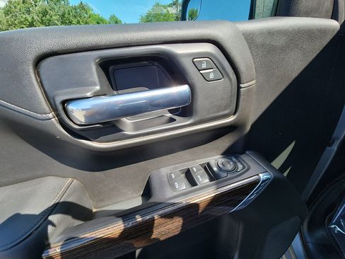 Used 2020 GMC Sierra 1500 Elevation w/ Elevation Value Package AWD/4WD image 15