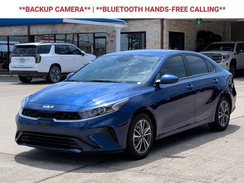 Used 2022 Kia Forte LXS FWD image 3